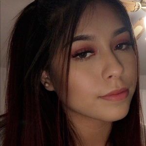 Meet your Posher, Ariana